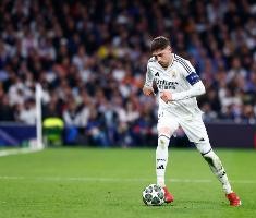 终于可以歇了！巴尔韦德本赛季出战多达65场比赛，15次客串右后卫